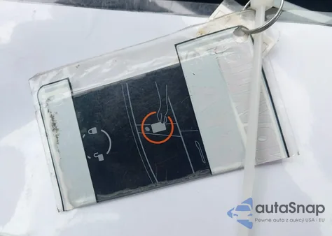 2018 Tesla Model 3 Long Range/Mid Range from USA, damaged, VIN 5YJ3E1EA1JF026020